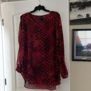 Dressy or casual red/black pattern tunic top.